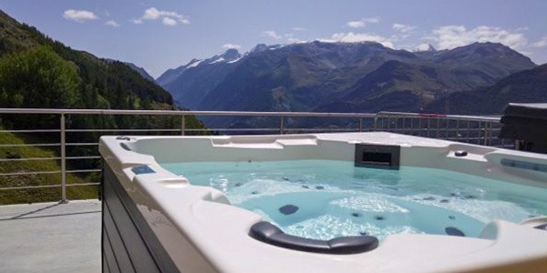 Installation de spas pour les espaces aquatiques d’une commune les Alpes